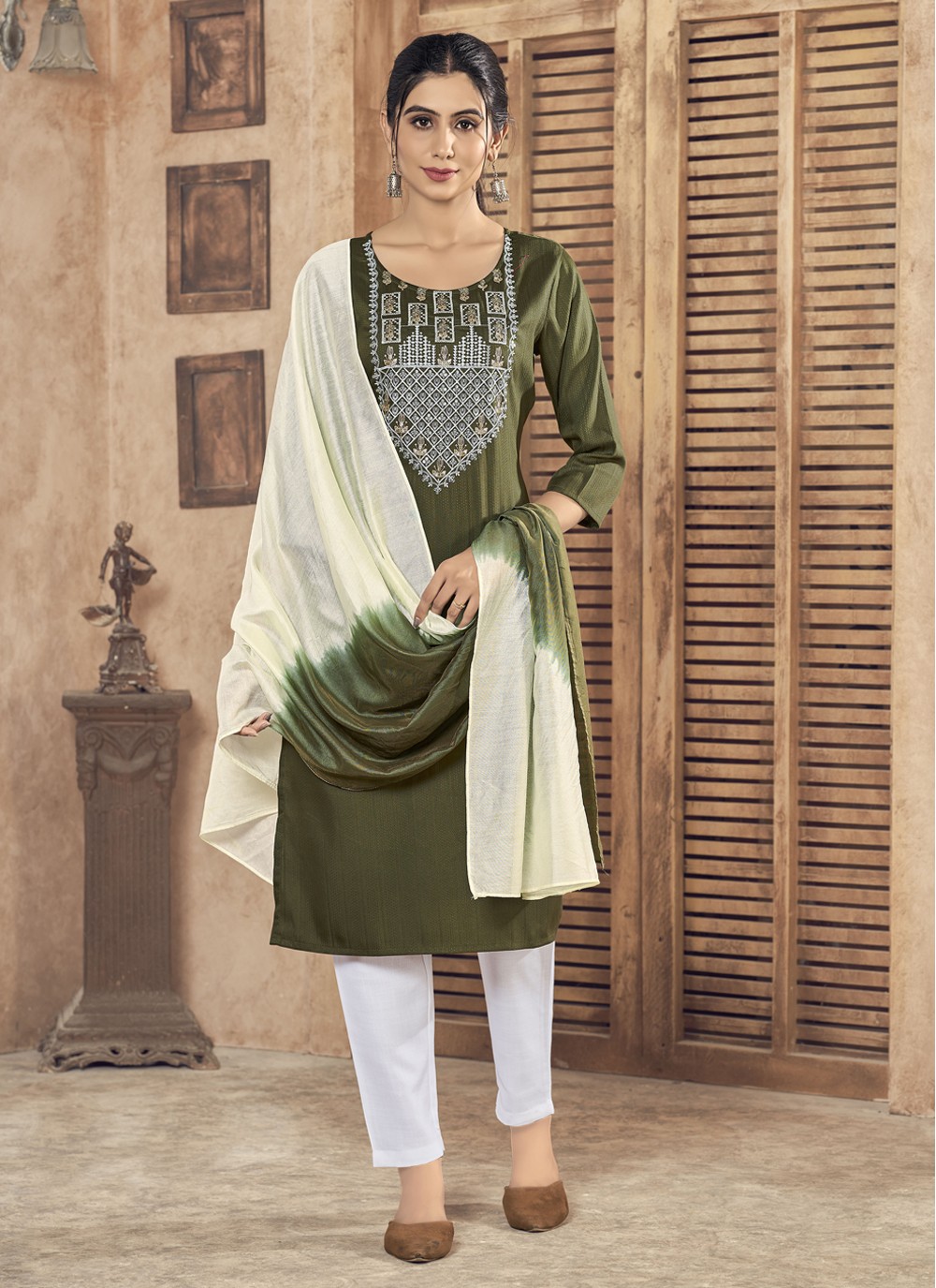 Punjabi Salwar Kameez at Rs 605 | Punjabi Ladies Suit in Surat | ID:  12394806133