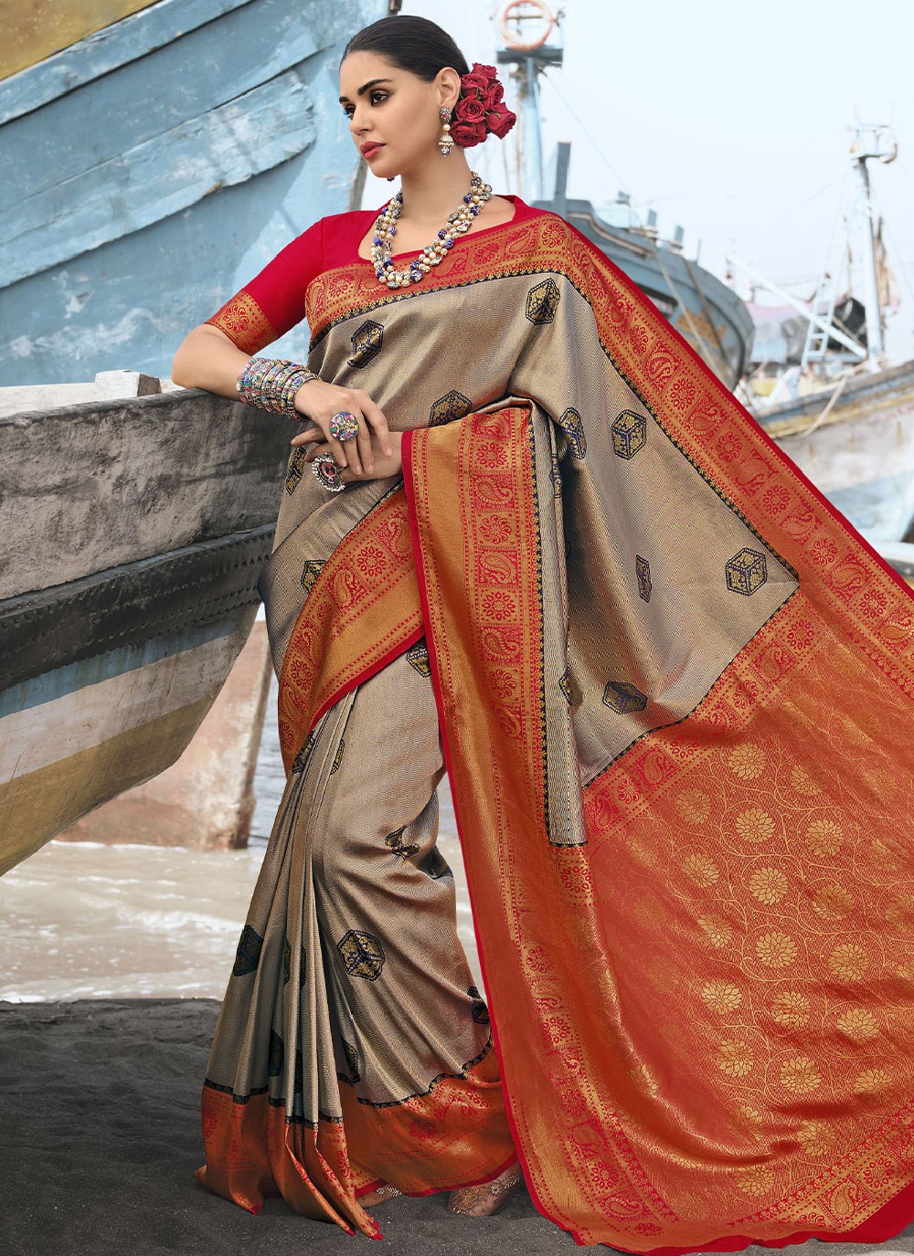 Weaving Brown Silk Saree