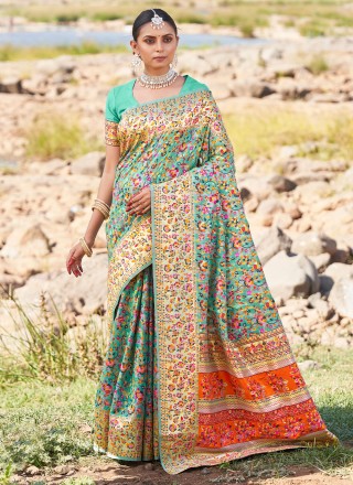Weaving Green Saree
