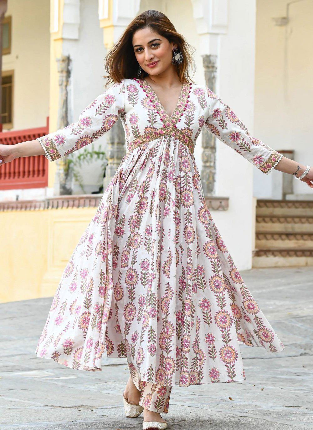 Shop Online White Rayon Print Work Casual Kurti 275549