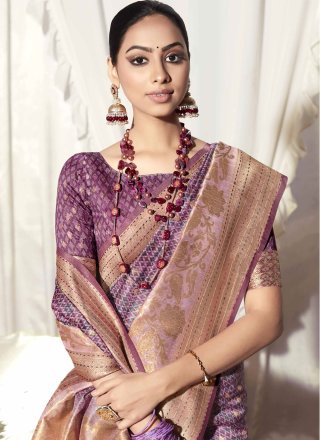 Woven Work Silk Classic Sari In Purple for Ceremonial