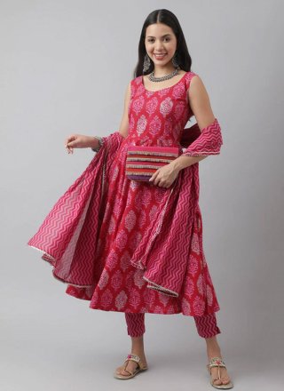 Adorning Magenta Cotton Salwar Suit with Print Work