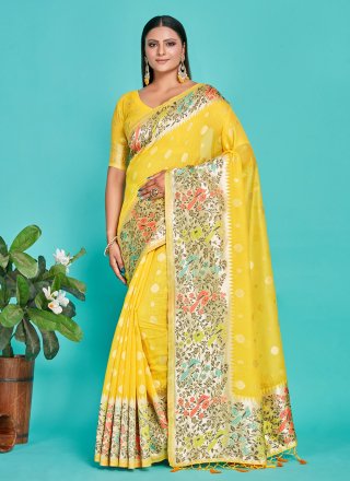 Banarasi Silk Contemporary Saree In Yellow
