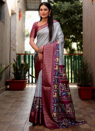 Bandhej, Patch Border and Print Work Silk Trendy Saree In Grey for Engagement