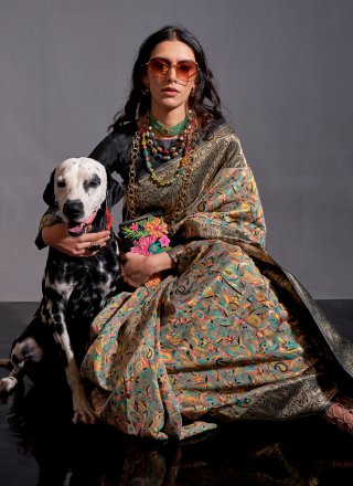 Black and Grey Handloom Silk Trendy Saree with Weaving Work for Women