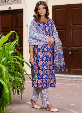 Blended Cotton Salwar Suit In Blue