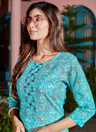 Blue Blended Cotton Casual Kurti with Foil Print Work for Casual