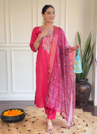 Chanderi Salwar Suit In Pink