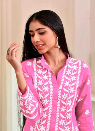 Chikankari and Embroidered Work Rayon Casual Kurti In Pink
