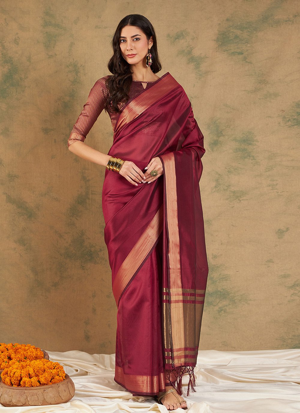 Cotton Contemporary Sari In Maroon Cotton Contemporary Sari In Maroon