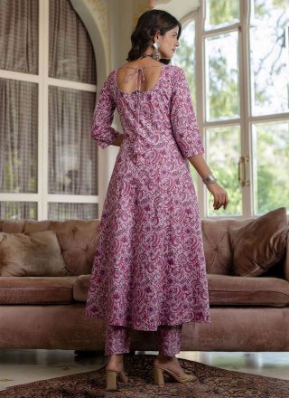 Cotton Salwar Suit In Pink