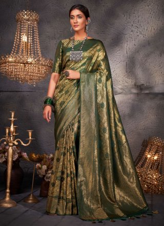 Dashing Green Kanjivaram Silk Classic Sari with Woven Work