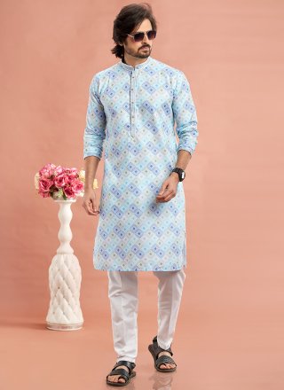 Digital Print and Thread Work Cotton Kurta Pyjama In Multi Colour