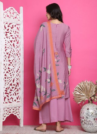 Digital Print Work Muslin Salwar Suit In Pink for Ceremonial