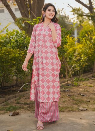 Digital Print Work Rayon Designer Kurti In Pink