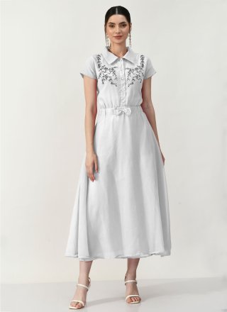 Embroidered Work Georgette Designer Kurti In White for Ceremonial