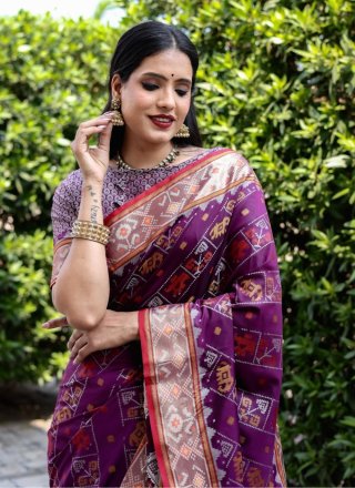 Extraordinary Wine Patola Silk Designer Saree with Weaving Work