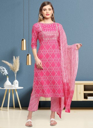 Buy Latest Women's Pakistani Salwar Suits Online | Ninecolours