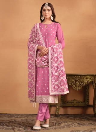 Faux Georgette Salwar Suit In Pink