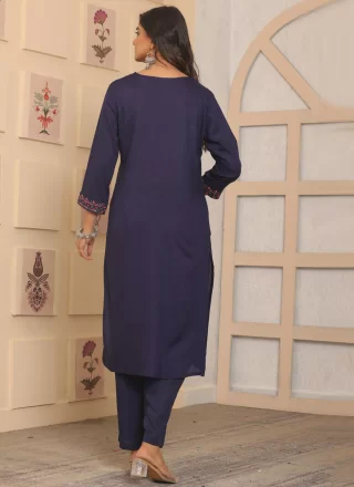 Flamboyant Blue Rayon Casual Kurti