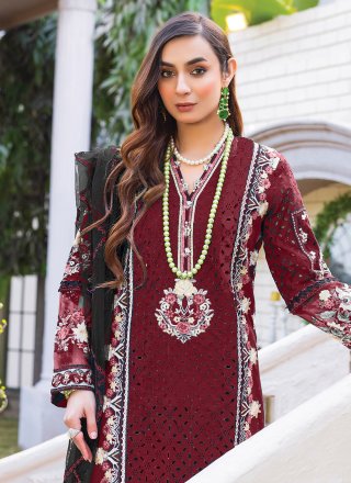 Georgette Pakistani Salwar Suit with Embroidered Work