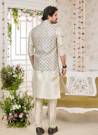 Green Art Banarasi Silk Machine Embroidery Work Kurta Payjama with Jacket for Ceremonial