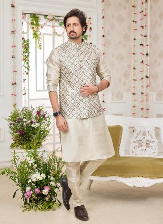 Green Art Banarasi Silk Machine Embroidery Work Kurta Payjama with Jacket for Ceremonial