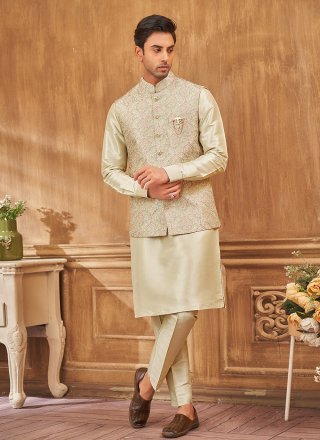 Green Art Silk Embroidered Work Kurta Payjama with Jacket for Ceremonial