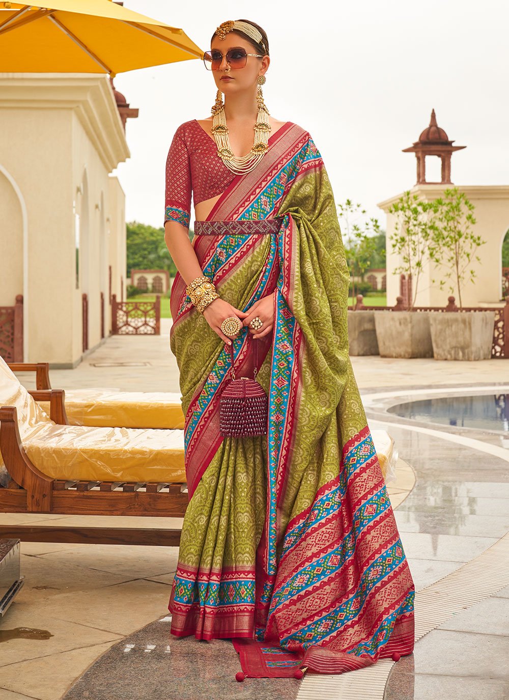 Saree : Buy Designer Sarees for Women Online on Aza Fashions