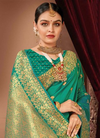 Green Silk Classic Sari with Woven Work for Ceremonial