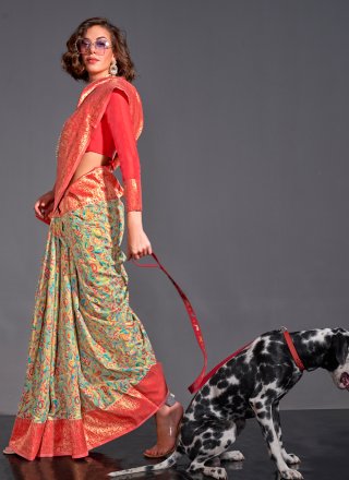 Handloom Silk Contemporary Saree In Green and Red