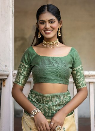 Handloom Silk Contemporary Sari In Green