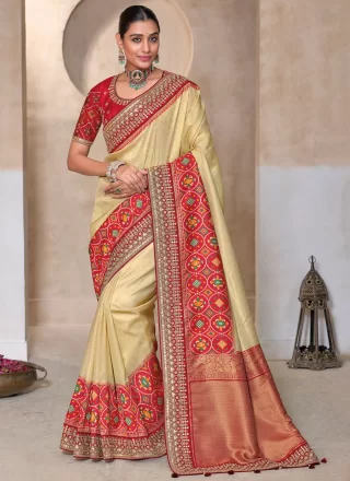 Khatli and Patola Print Work Kanjivaram Silk Classic Sari In Cream for Ceremonial
