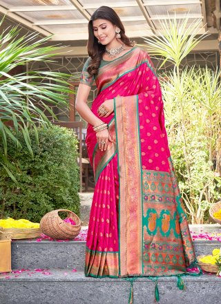 Saree New Style for New Bride  Magenta Saree with Green Blouse