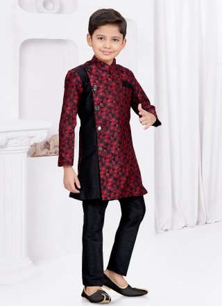 Magnetic Black and Maroon Jacquard Sherwani Kids Wear with Buttons and Thread Work