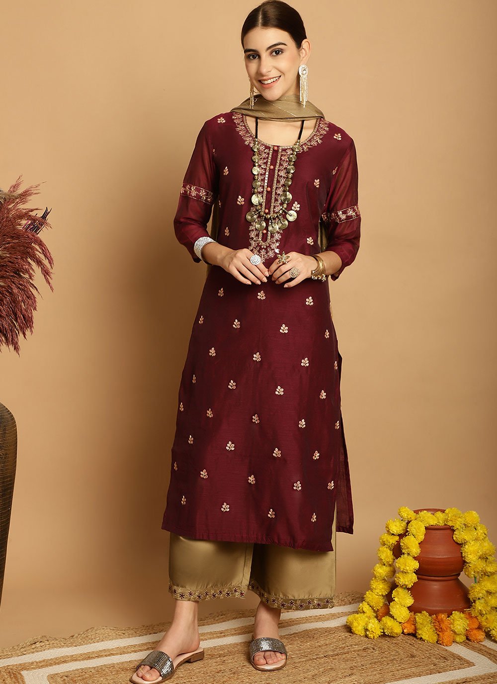 Maroon colour hotsell plazo suit