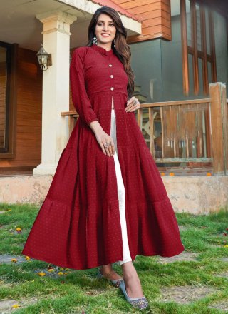 Maroon kurti hot sale with jeans