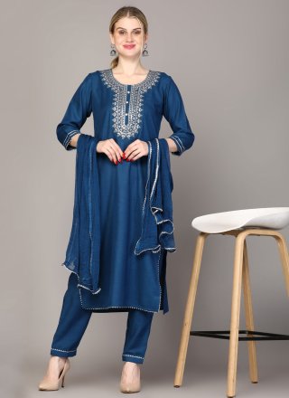 Morpeach Rayon Embroidered Work Salwar Suit