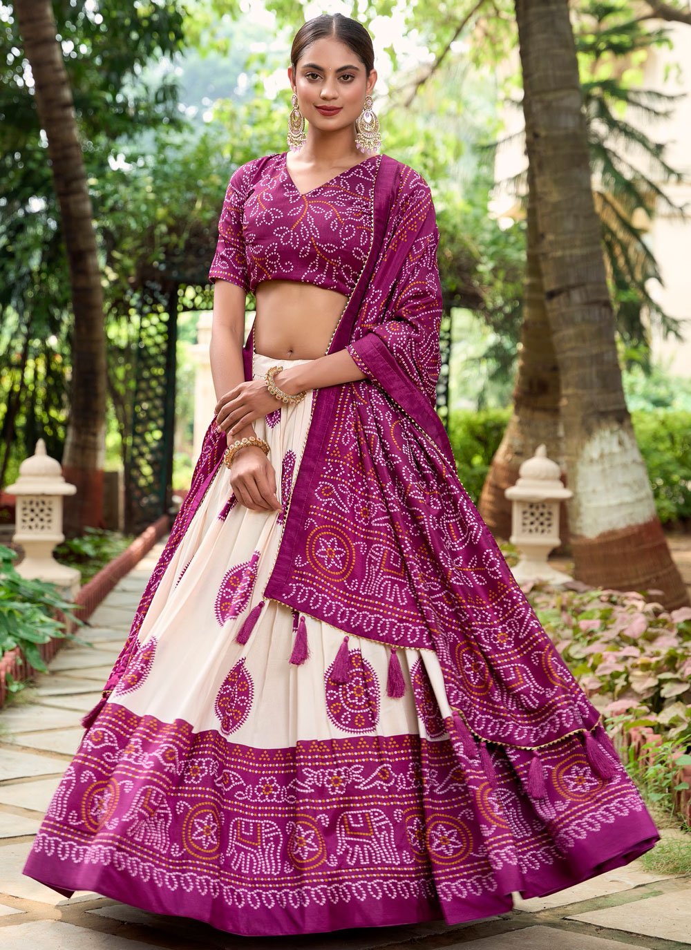 Outstanding lavender purple soft net base trendy lehenga choli Be part of the trendy bride squad in this gorgeous lavender store purple lehenga