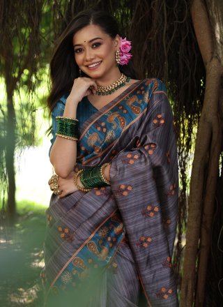 Patch Border and Print Work Tussar Silk Contemporary Saree In Grey for Casual