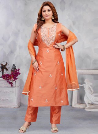 Peach Salwar Suits: Peach Salwar Kameez