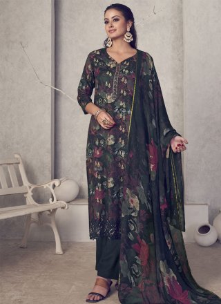 Kashmiri hot sale churidar designs