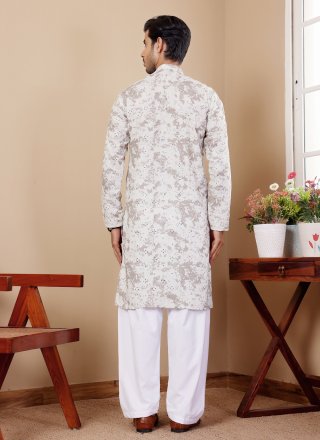 Prominent Green Viscose Kurta Pyjama with Embroidered Work
