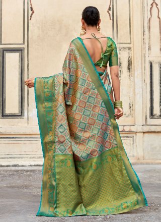 Pure Silk Classic Sari In Green
