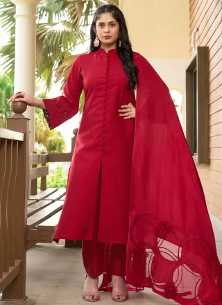 Plain red suit fashion design