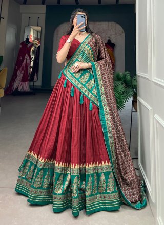 Mehendi Sangeet, Reception, Wedding Pink and Majenta color Chanderi Silk  fabric Lehenga : 1838332