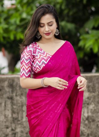 Silk Blend Trendy Saree In Rani