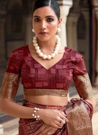 Subtle Multi Colour Viscose Contemporary Sari