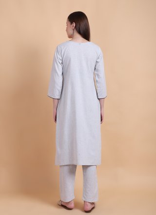 Tantalizing Grey Cotton Casual Kurti with Hand and Thread Work
