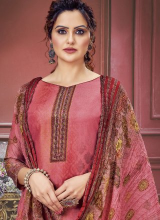 Topnotch Pink Muslin Salwar Suit with Digital Print Work